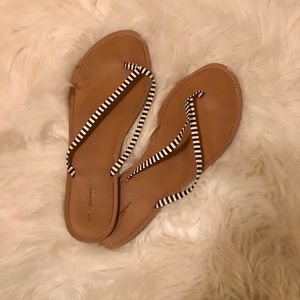 Old Navy Flip Flops